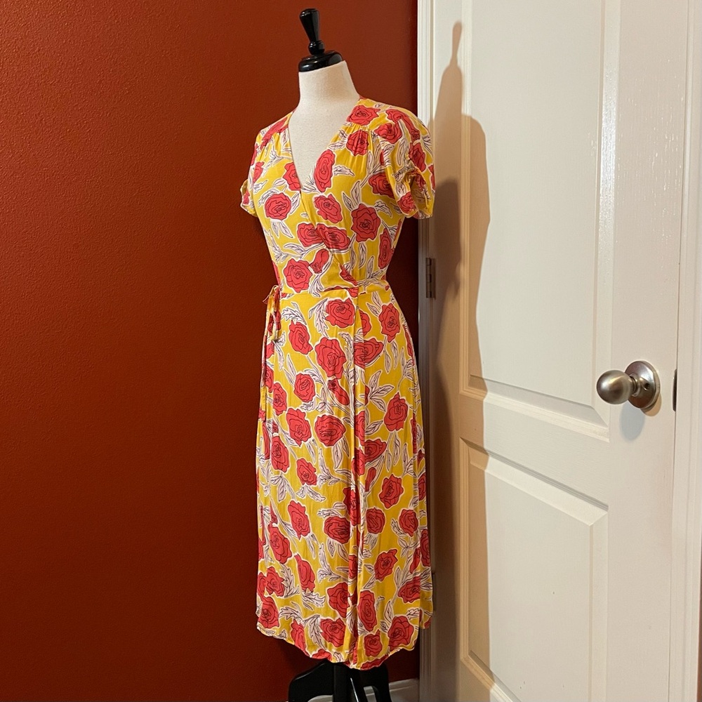 & Other Stories Women’s Los Angeles Atelier Rose‎ Print Summer Wrap Mod Dress